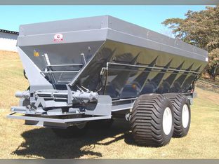 2024 Chandler Poultry Litter Pull Type Spreader