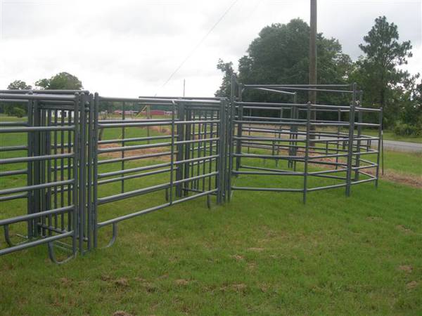 Bad Cattle Chutes/Fencing/Handling Equip (2791924) BAD CATTLE PANELS ...