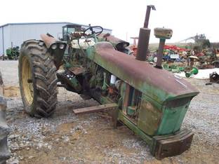 John Deere 4020