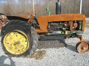 John Deere 2840