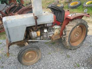 Massey-Ferguson 205