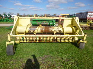 John Deere 630