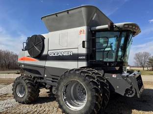 Gleaner A85