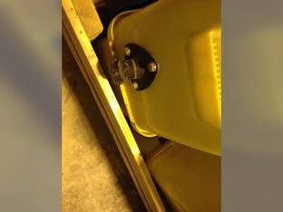 John Deere 1.6 Bu vac seed hopper