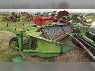 John Deere 930