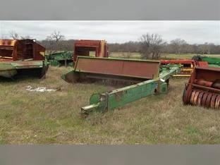 John Deere 930