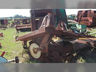 New Holland 460