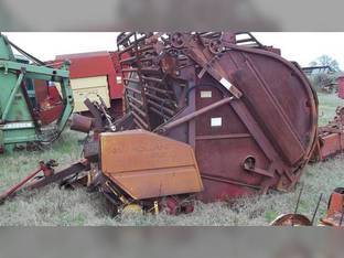 New Holland 850