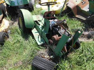 Used john deere 110 online lawn tractor for sale