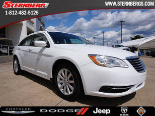 2013 Chrysler 200