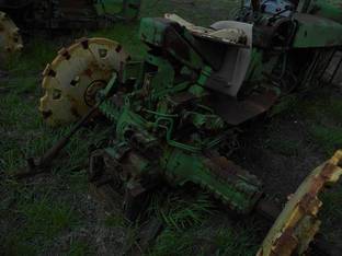 John Deere 3020