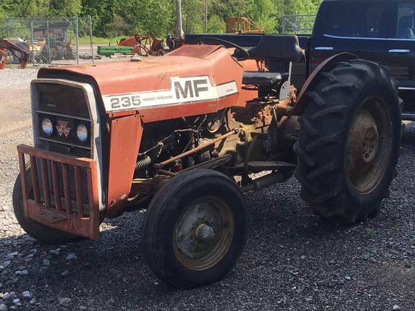 Massey-Ferguson 245 Dismantled (11622669) RUSSELLS TRACTOR PARTS