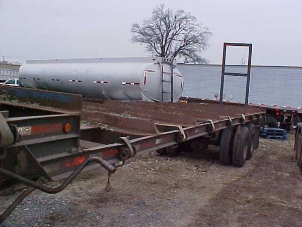 1996 Clark 45 ft log trailer