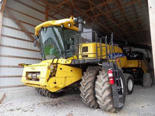 2014 New Holland CR8090