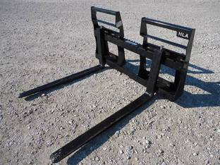 2025 HLA 2000 lb. Pallet Forks, Skidsteer QA