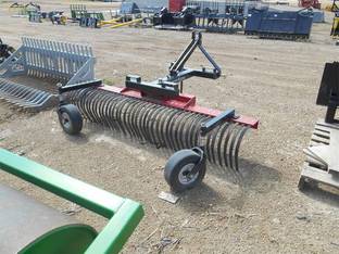 2012 Farm King Y8442RR