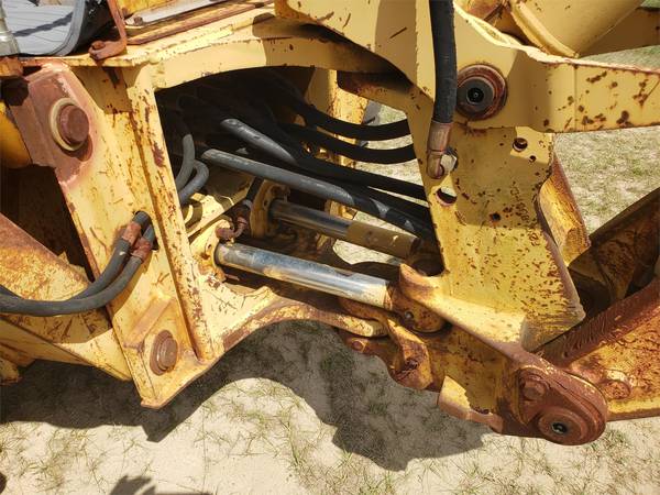 Ford 555D Tractor/Loader/Backhoe #A436104 BURTON FARM & CONSTRUCTION EQ ...