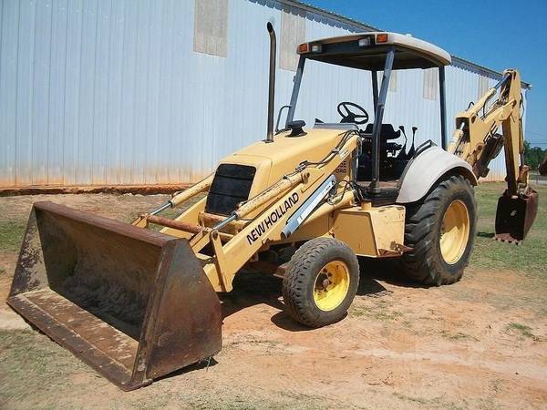 New Holland 555E