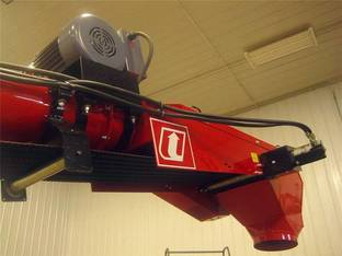 2025 Universal 1537 FIELD LOADER TD