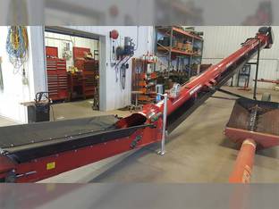 2025 Universal 1837 BINBUSTER FIELD LOADER TD