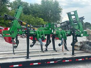 Unverferth ZONEBUILDER 132