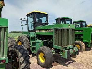 John Deere 5720