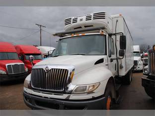 2009 International DURASTAR 4400