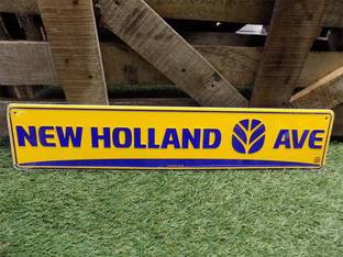 NEW HOLAND NEW HOLLAND AVENUE SIGN