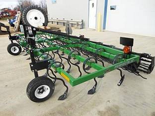 2024 Unverferth PERFECTA 12