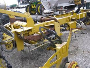 2002 Ag Chem ROGATOR 854