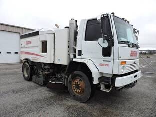 2005 Sterling SC8000