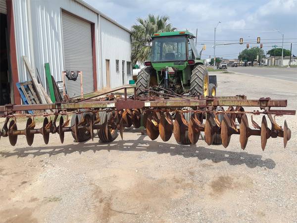 John Deere 1630 Disc #1010 HEILIGMAN EQUIPMENT, LLC CHARLOTTE Texas ...