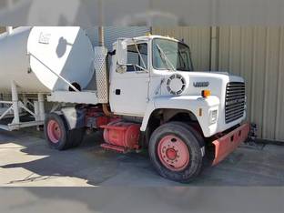 1991 Ford L8000