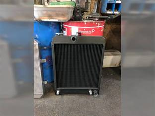 RADIATOR SUPPLY HOUSE 8N4076