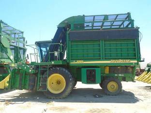 2002 John Deere 9986