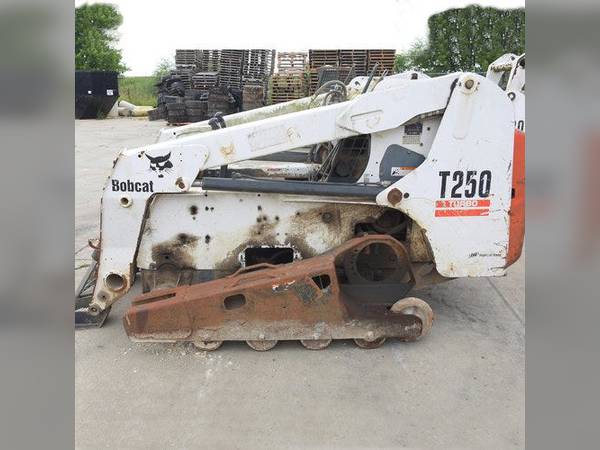 Bobcat T250 Parts/Salvage #EQ-32442 All States Ag Parts LAKE MILLS Iowa