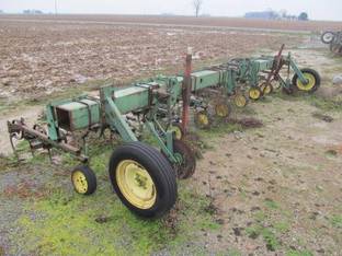 1974 John Deere 85