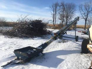 Harvest International T1032