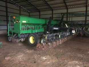 2007 John Deere 1520