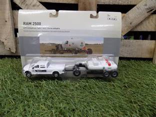 ERTL 1/64 SCALE RAM 2500 WITH ANHYDROUS TANKS