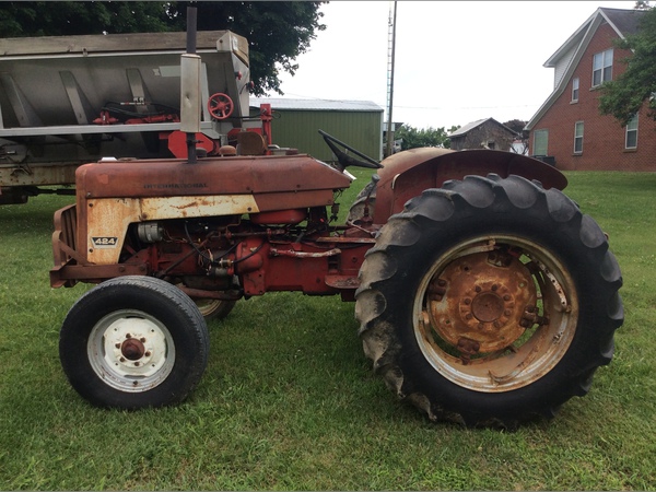 International 444 Antique Tractor #5898 ARNOLD FEED & SEED ...