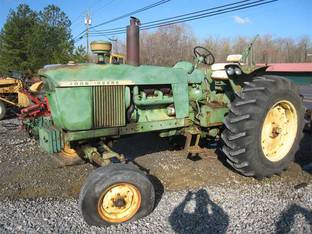 John Deere 4020