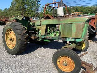 John Deere 4020