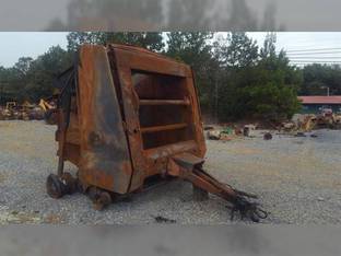 John Deere 567