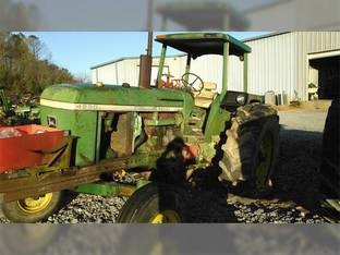 John Deere 4230