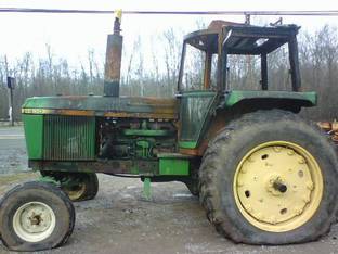John Deere 4430