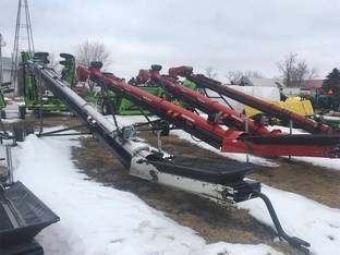 Universal 1537 FIELD LOADER TD