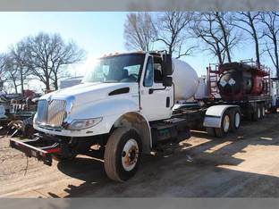 2008 International DURASTAR 4400