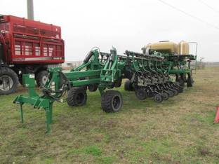 2011 Great Plains YP4025A