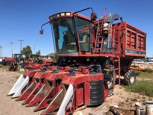 2001 Case IH 2555